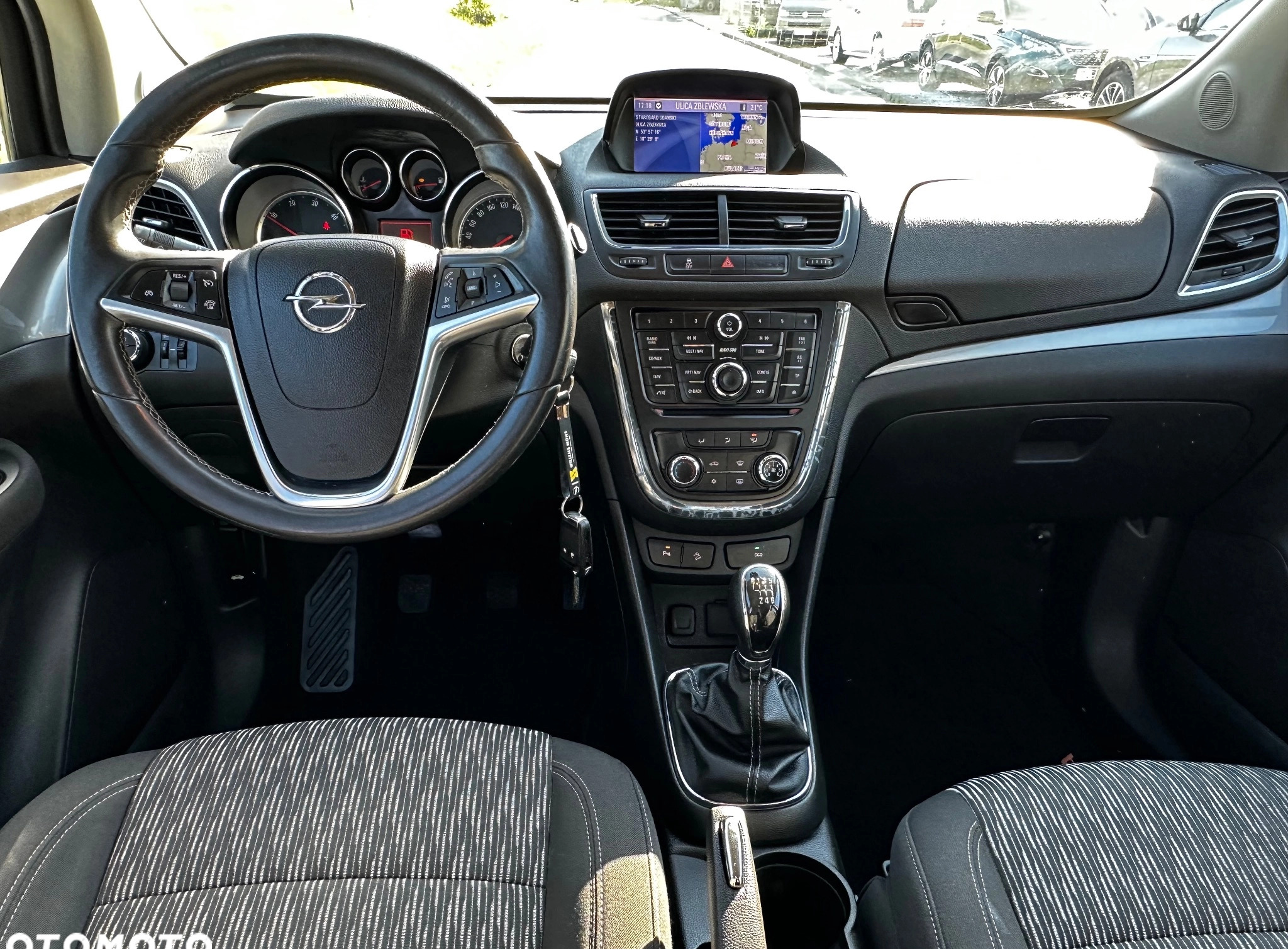 Opel Mokka cena 33900 przebieg: 206996, rok produkcji 2013 z Gniewkowo małe 211